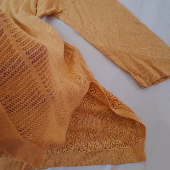 ● Rachel Zoe | Linen Blend Tunic Top - Picture 10 of 13